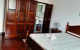 Quarto1 Com Wc Privado E Cozinha Partilhada